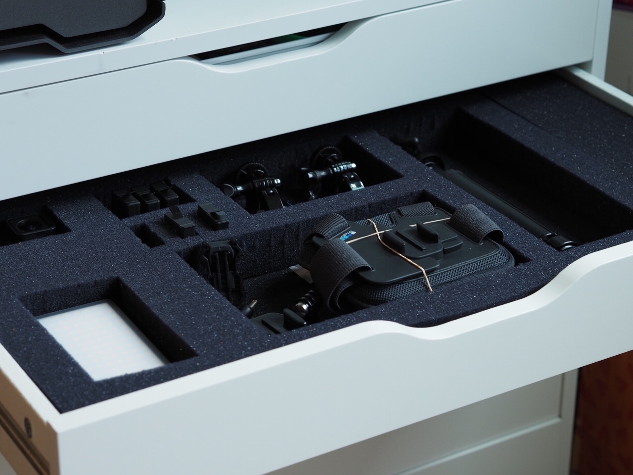Video and photo drawer